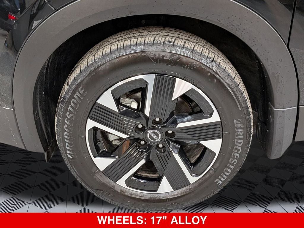 2025 Nissan Kicks SV