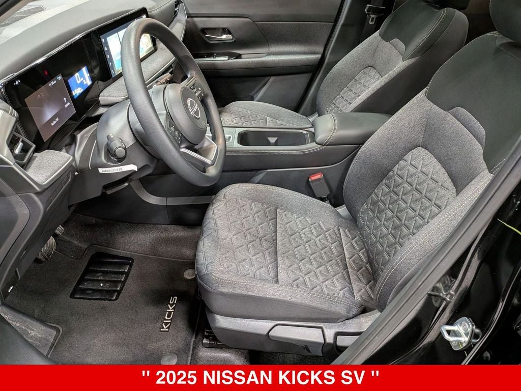 2025 Nissan Kicks SV