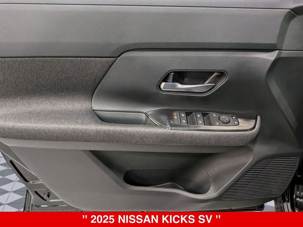 2025 Nissan Kicks SV