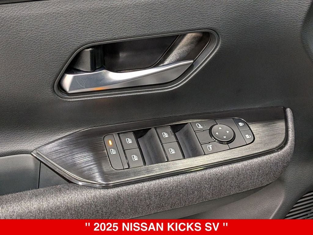 2025 Nissan Kicks SV