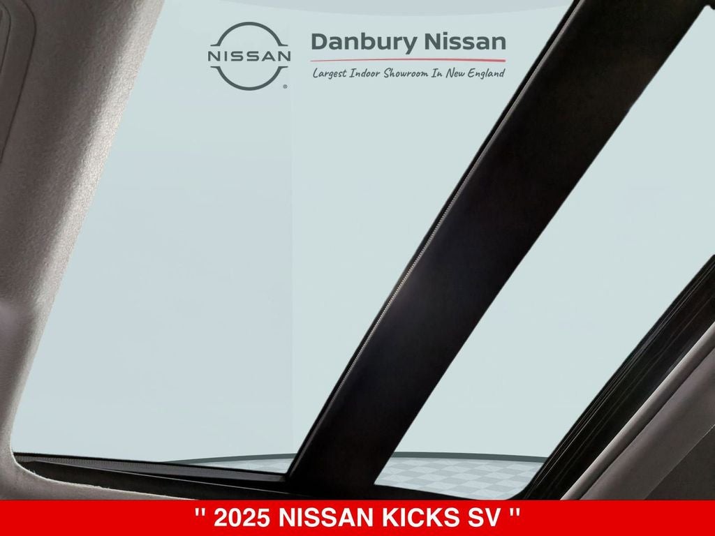 2025 Nissan Kicks SV