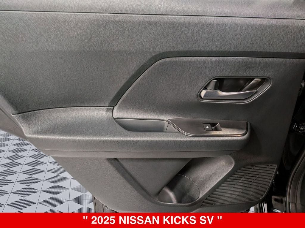 2025 Nissan Kicks SV