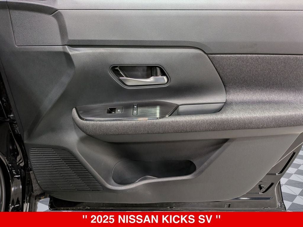 2025 Nissan Kicks SV
