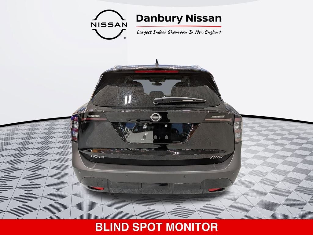 2025 Nissan Kicks SV