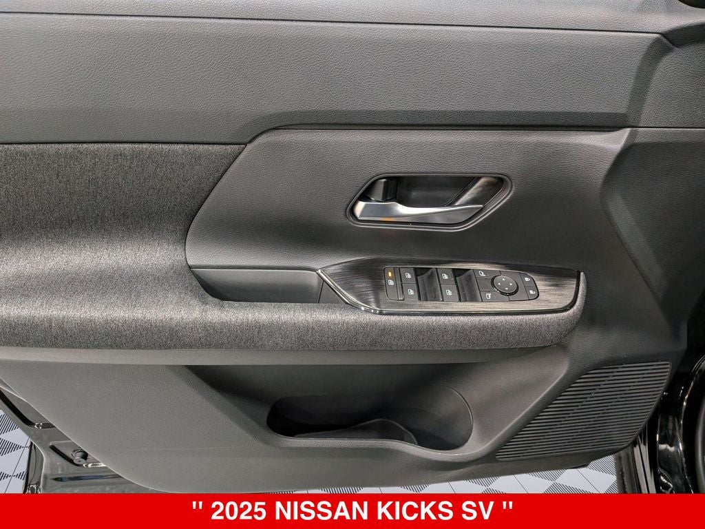2025 Nissan Kicks SV
