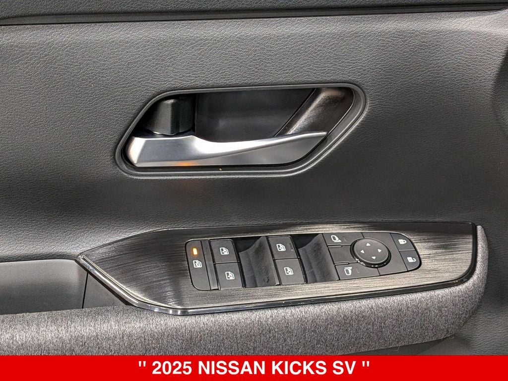 2025 Nissan Kicks SV