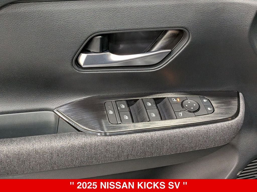 2025 Nissan Kicks SV
