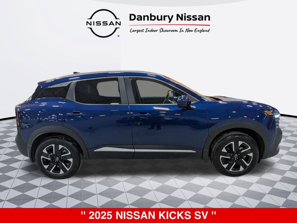 2025 Nissan Kicks SV