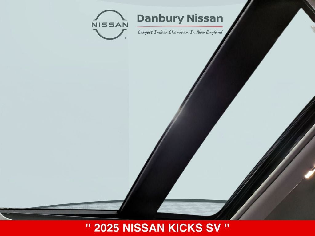 2025 Nissan Kicks SV