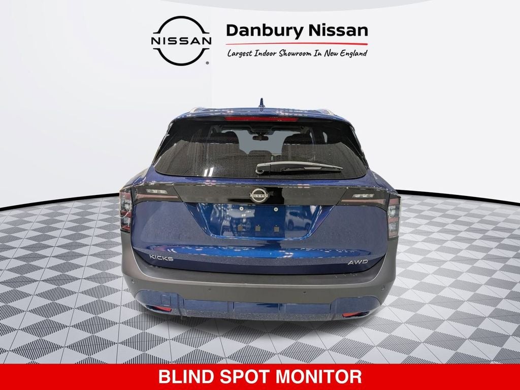 2025 Nissan Kicks SV