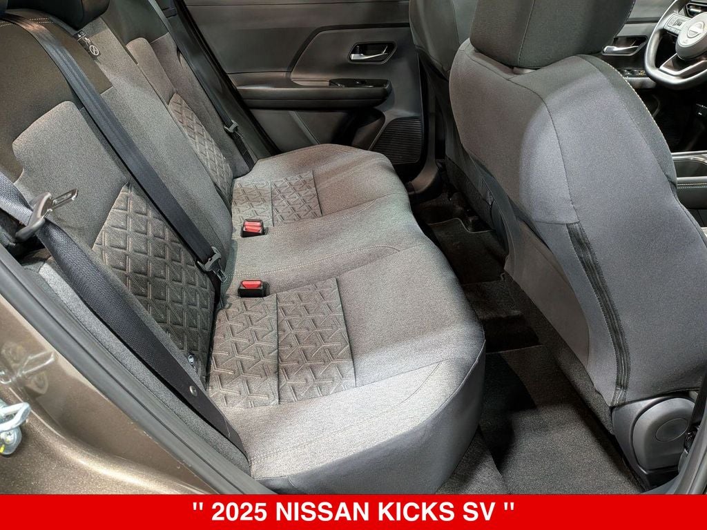 2025 Nissan Kicks SV