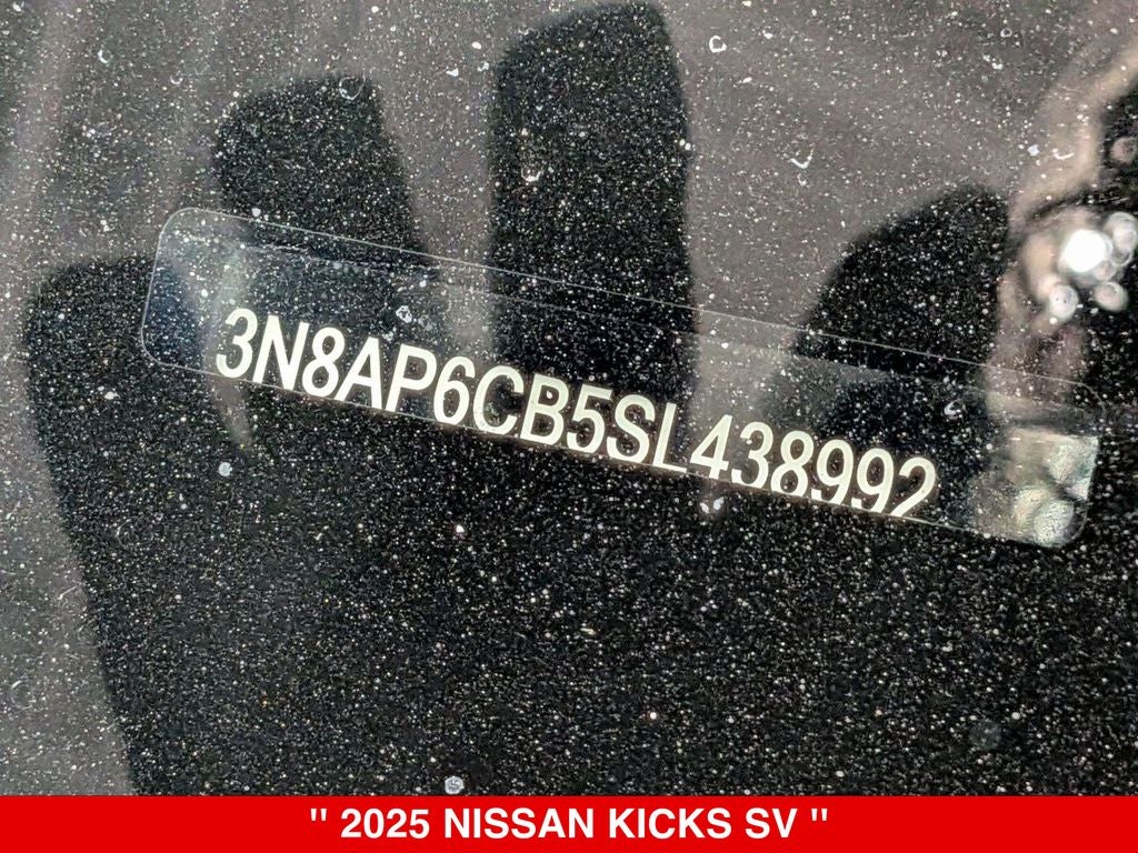 2025 Nissan Kicks SV