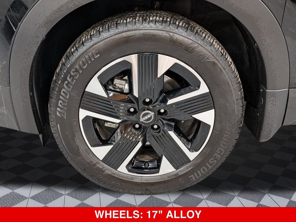 2025 Nissan Kicks SV