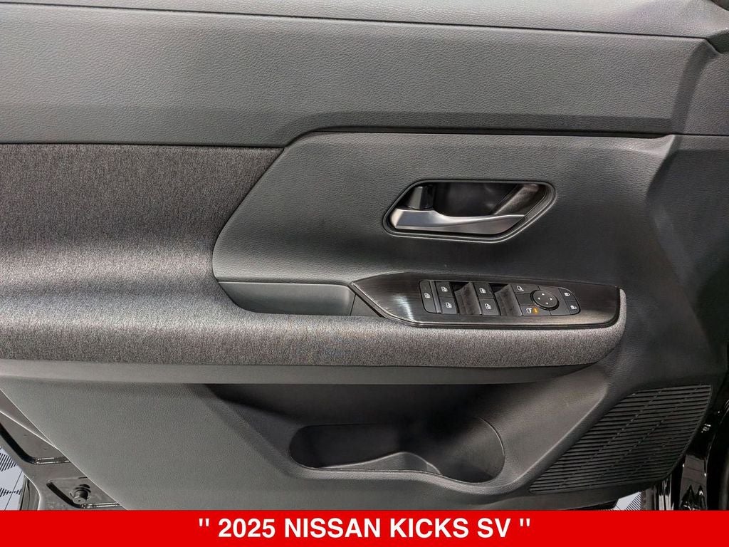2025 Nissan Kicks SV