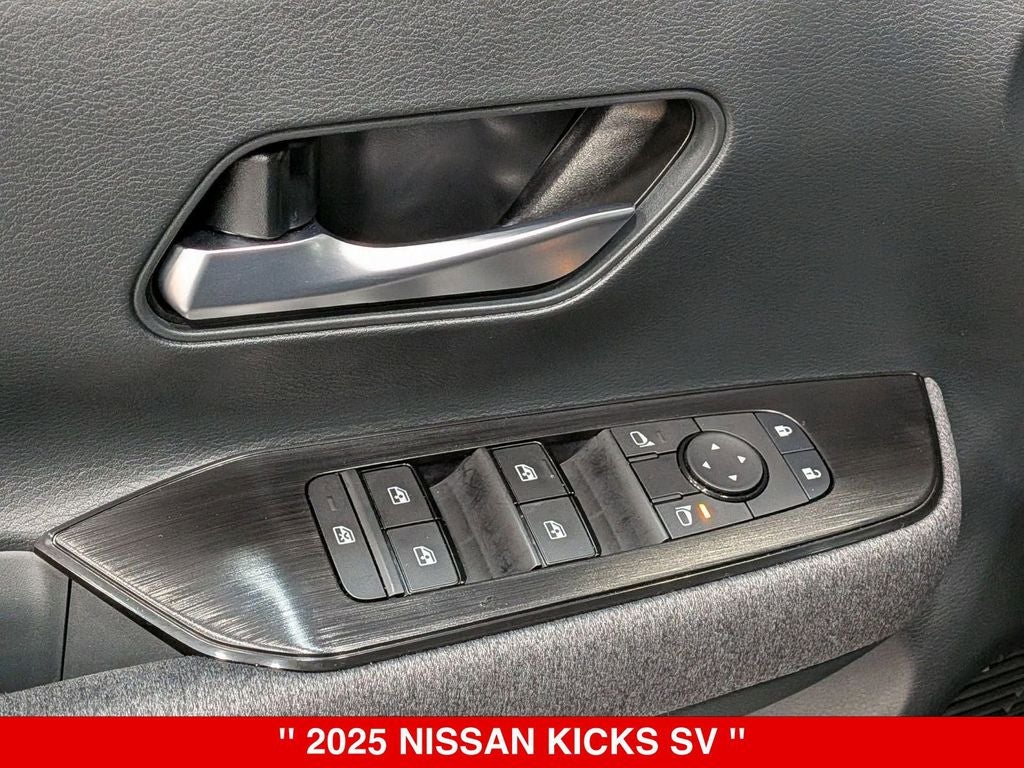 2025 Nissan Kicks SV
