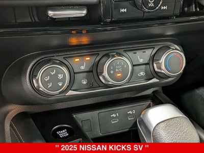 2025 Nissan Kicks SV