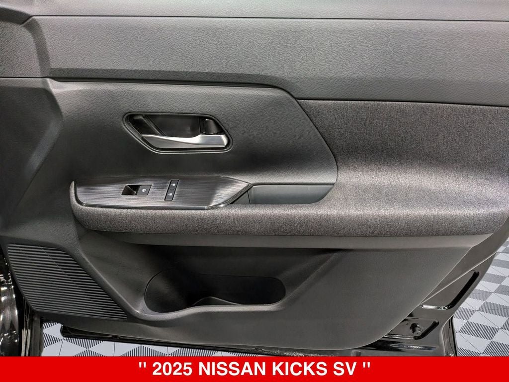 2025 Nissan Kicks SV