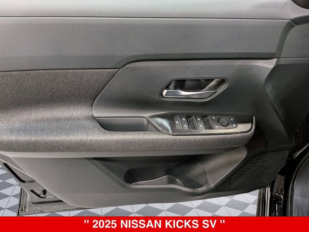 2025 Nissan Kicks SV