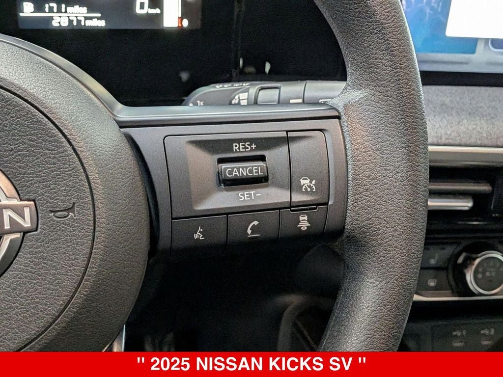 2025 Nissan Kicks SV