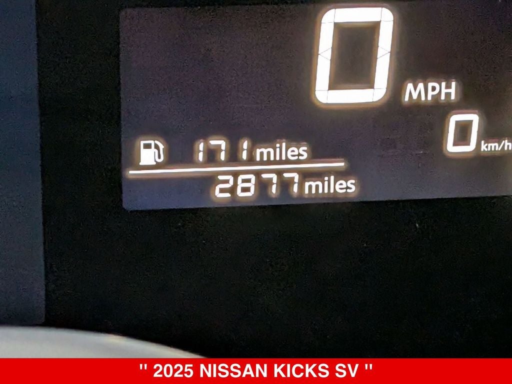 2025 Nissan Kicks SV