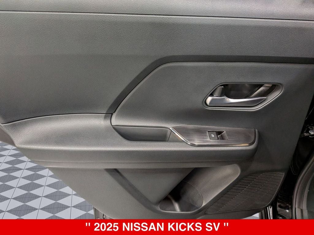 2025 Nissan Kicks SV