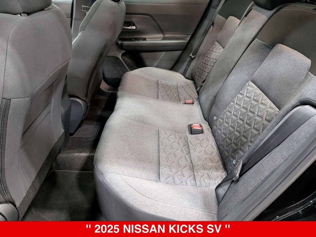 2025 Nissan Kicks SV