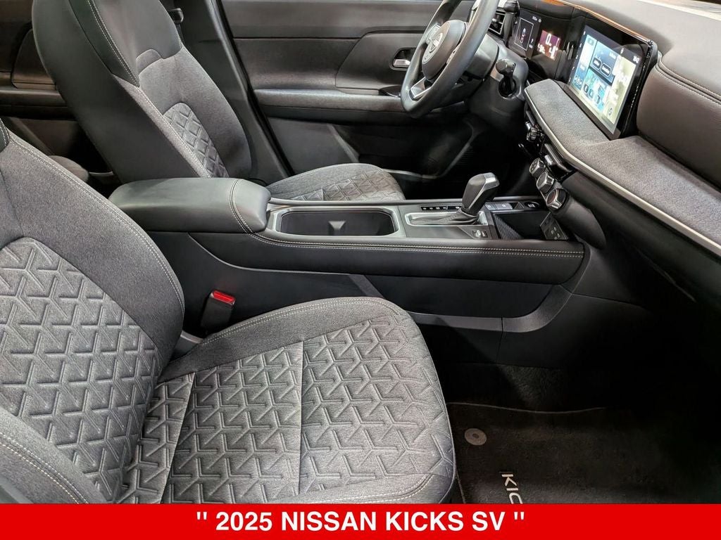 2025 Nissan Kicks SV