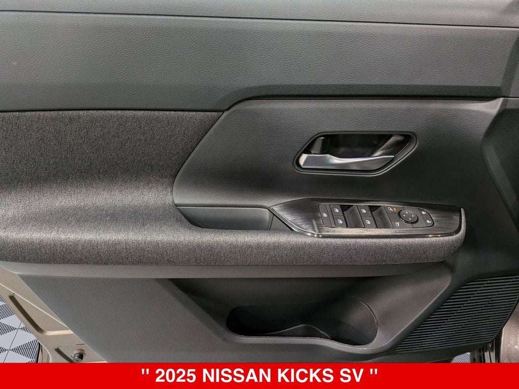 2025 Nissan Kicks SV