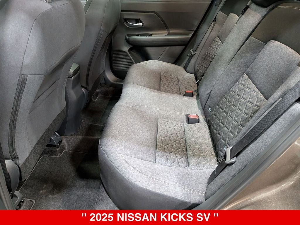 2025 Nissan Kicks SV