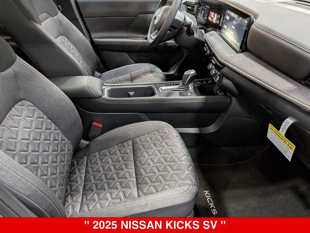 2025 Nissan Kicks SV