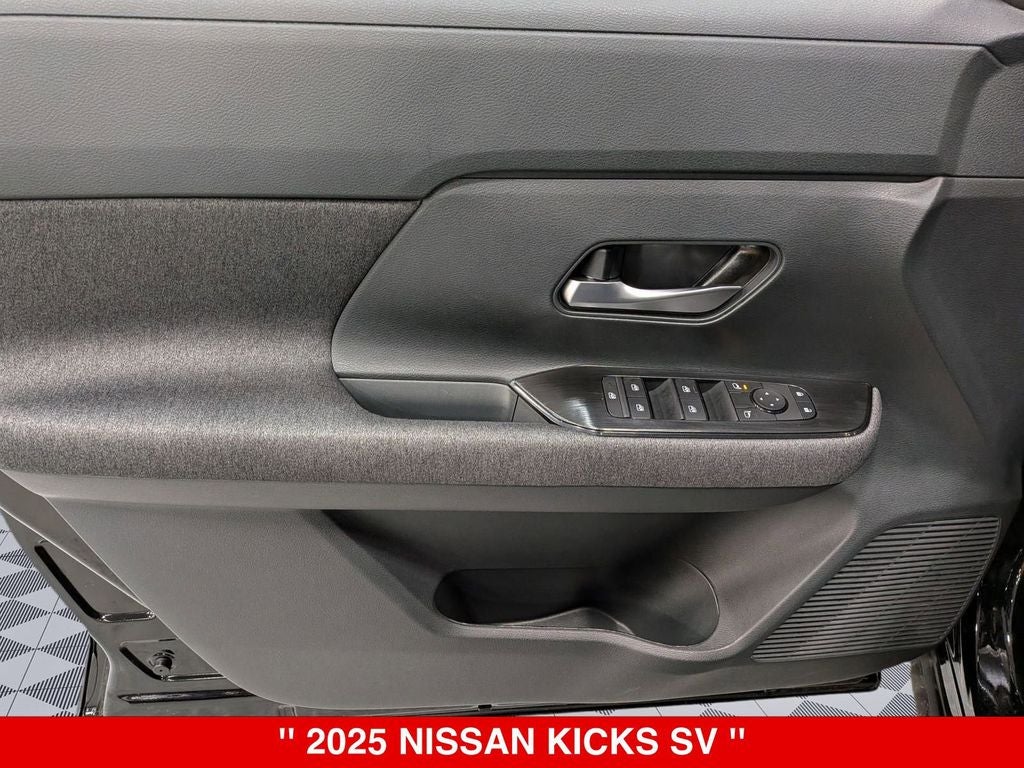 2025 Nissan Kicks SV