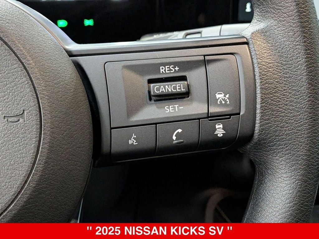 2025 Nissan Kicks SV