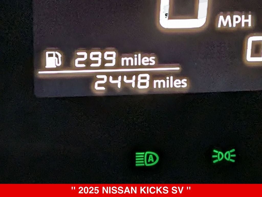 2025 Nissan Kicks SV