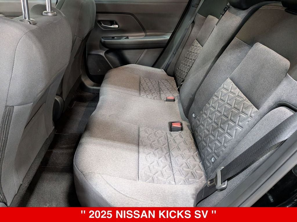2025 Nissan Kicks SV