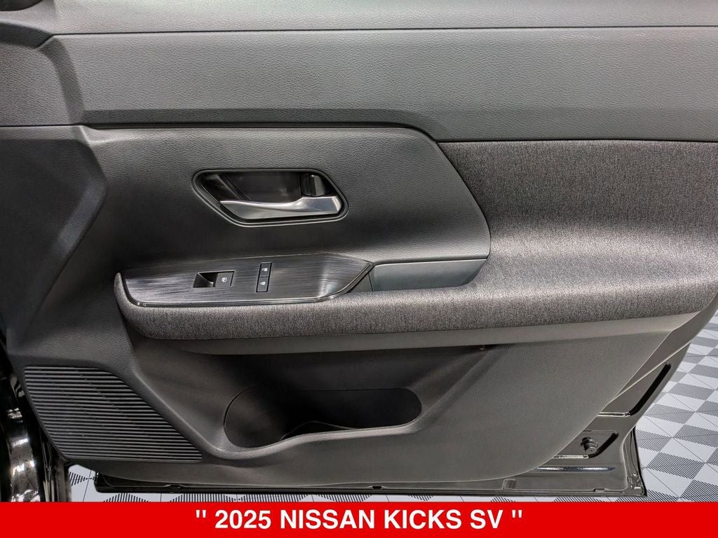 2025 Nissan Kicks SV
