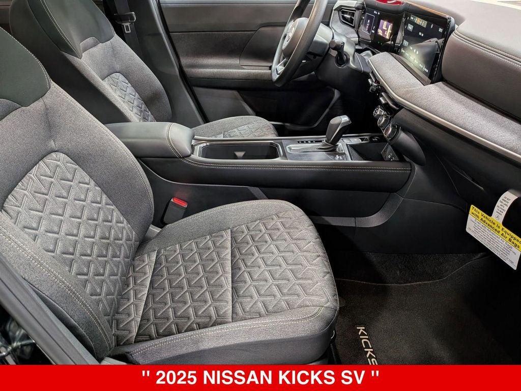 2025 Nissan Kicks SV