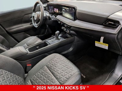 2025 Nissan Kicks SV