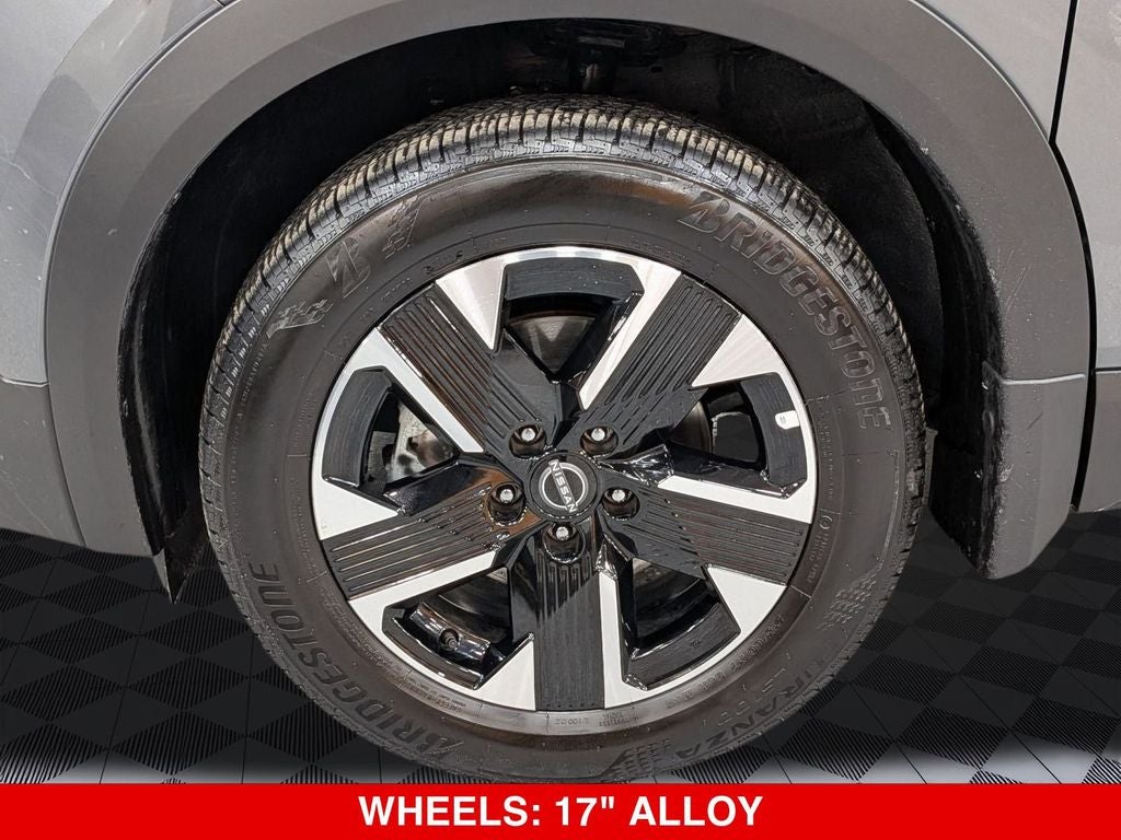 2025 Nissan Kicks SV