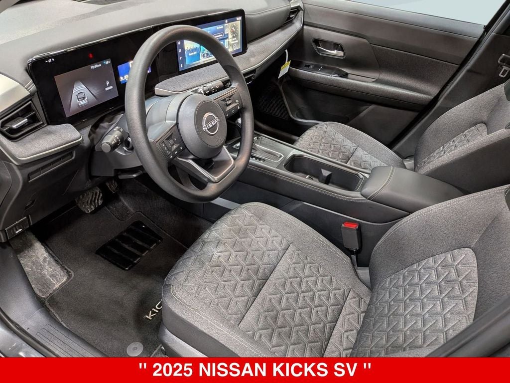 2025 Nissan Kicks SV