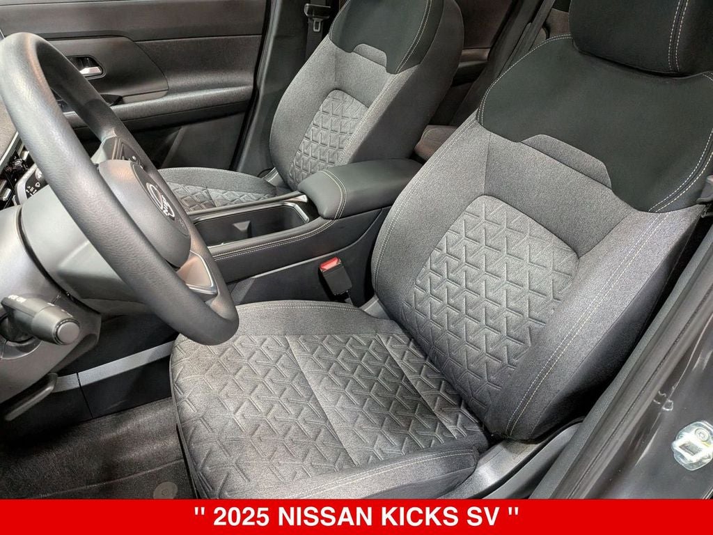 2025 Nissan Kicks SV