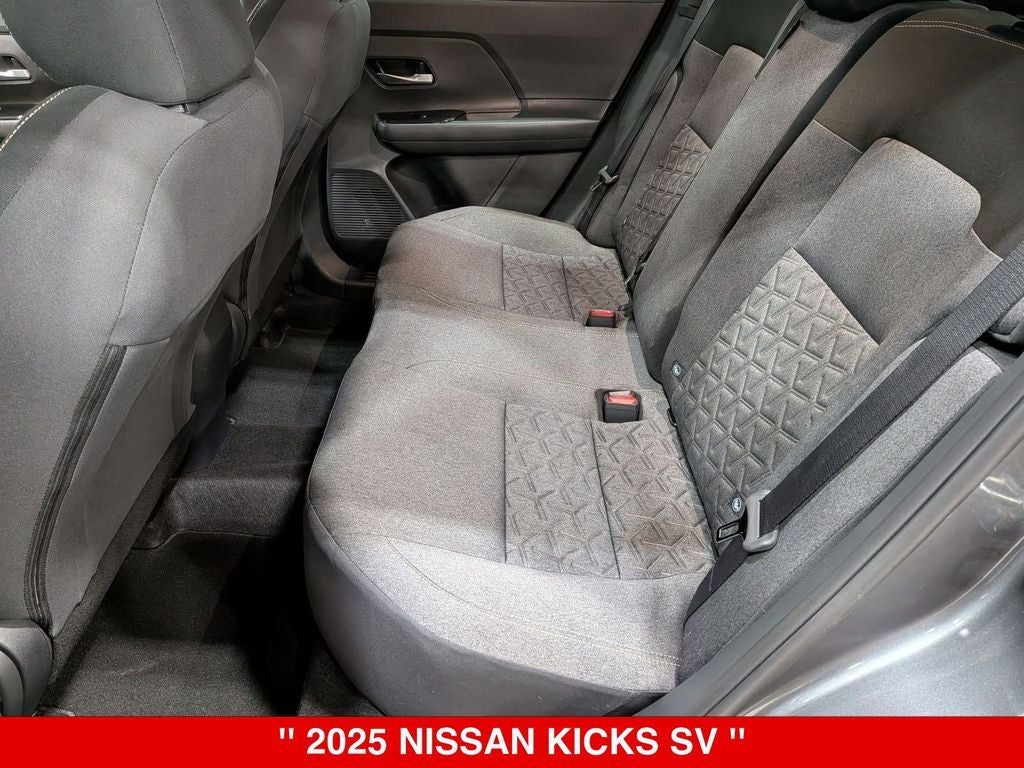 2025 Nissan Kicks SV