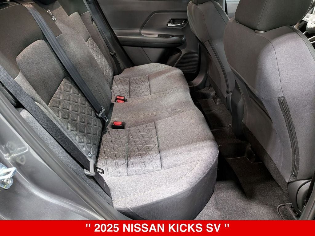 2025 Nissan Kicks SV