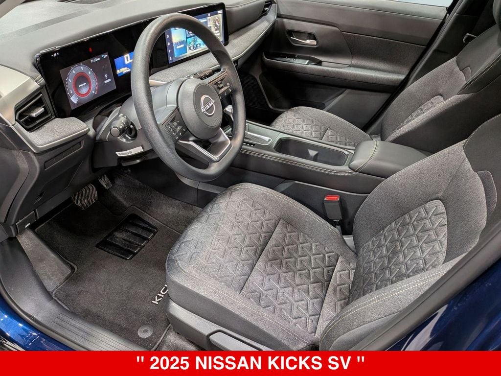 2025 Nissan Kicks SV
