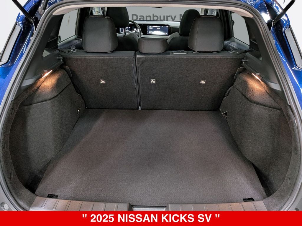 2025 Nissan Kicks SV