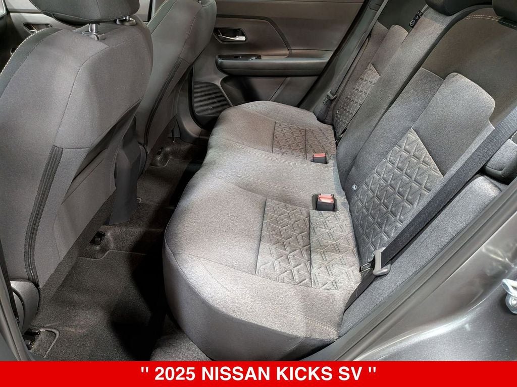 2025 Nissan Kicks SV