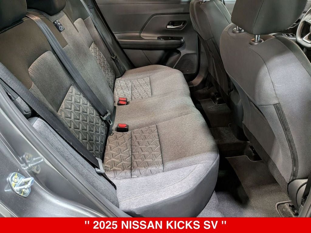 2025 Nissan Kicks SV