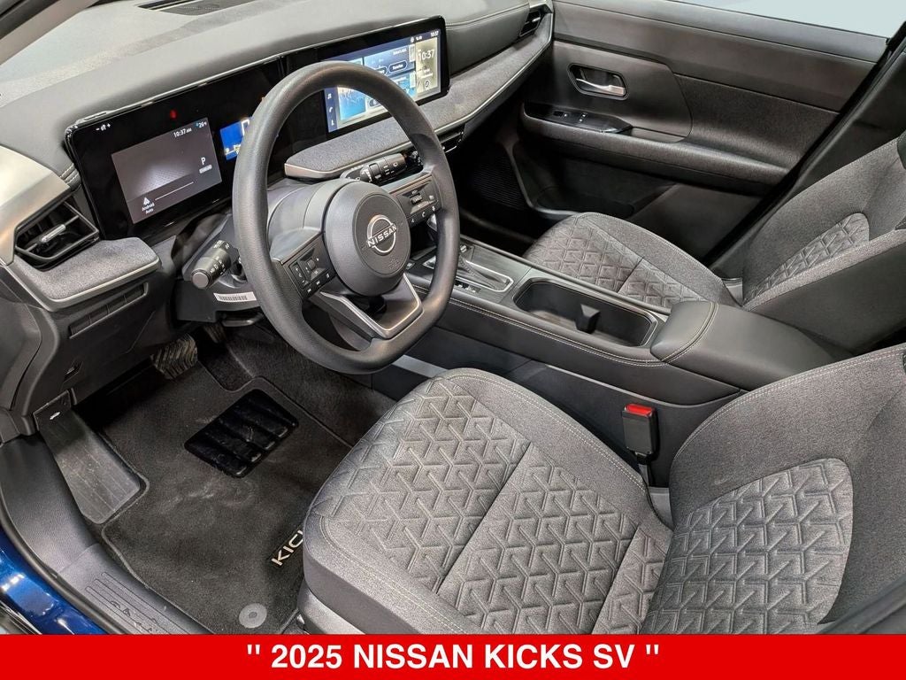 2025 Nissan Kicks SV