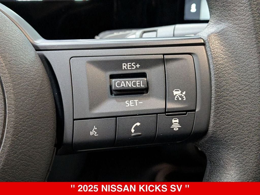 2025 Nissan Kicks SV