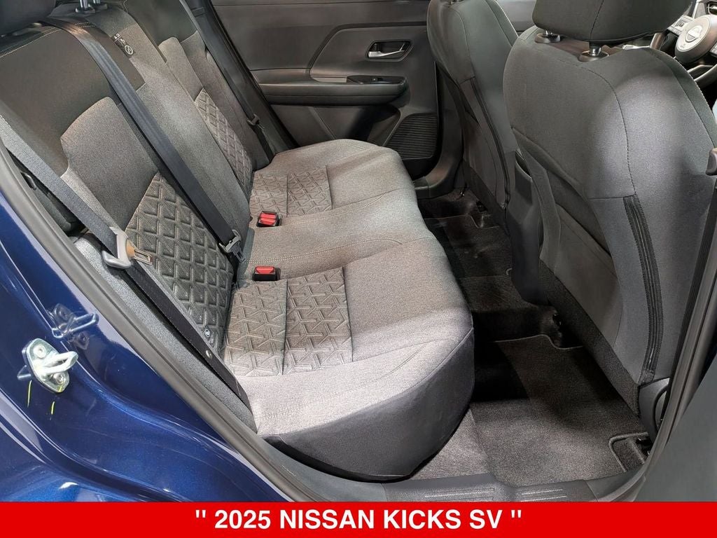 2025 Nissan Kicks SV
