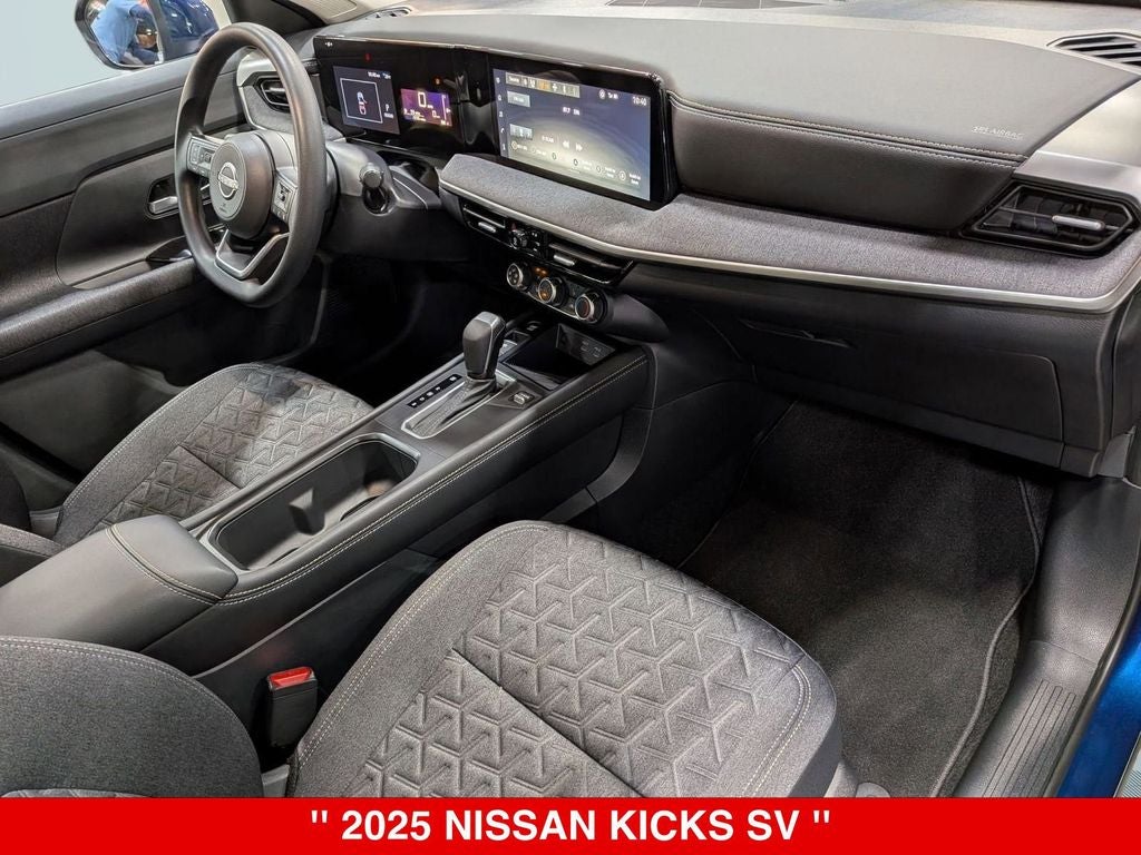 2025 Nissan Kicks SV